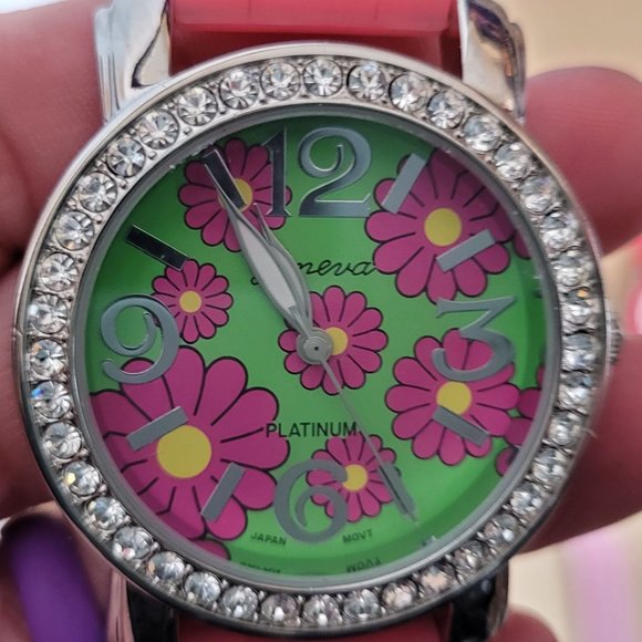 Geneva Watch Lot of 7 Pink Silicone Bands Untested No Batteries For Parts Asst - Picture 12 of 16